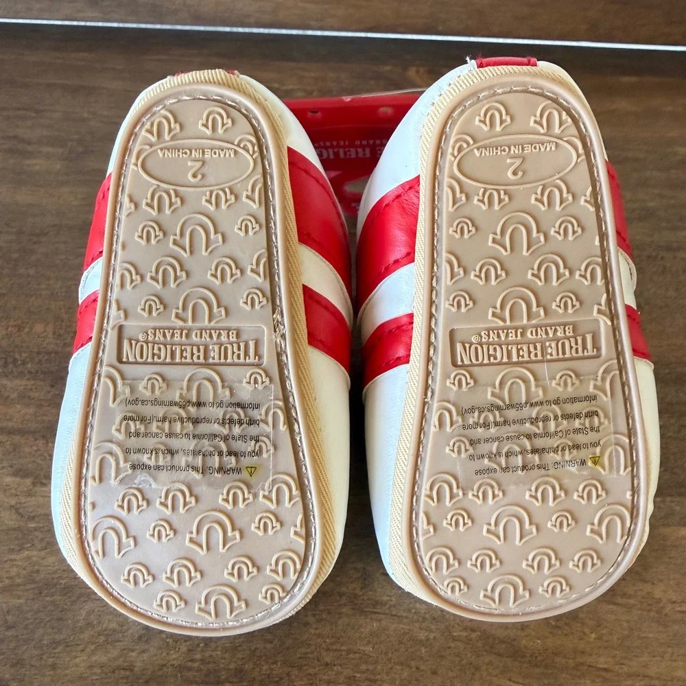 True Religion Baby Soft Sole Crib Shoes Size 2 White Red Hook & Loop NWT